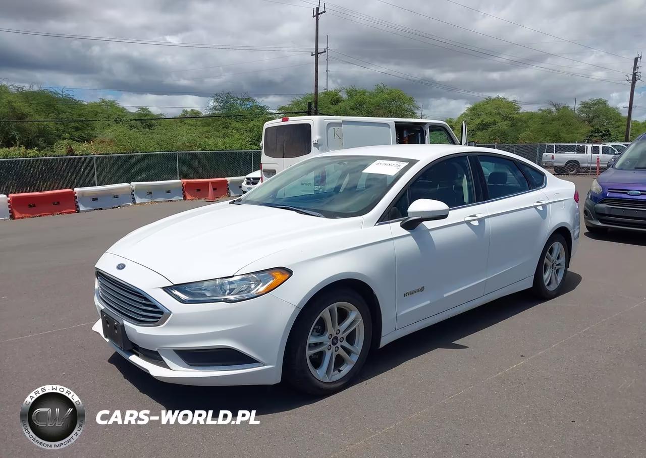 2018 Ford Fusion Hybrid S VIN:3FA6P0UU3JR235972 - 6