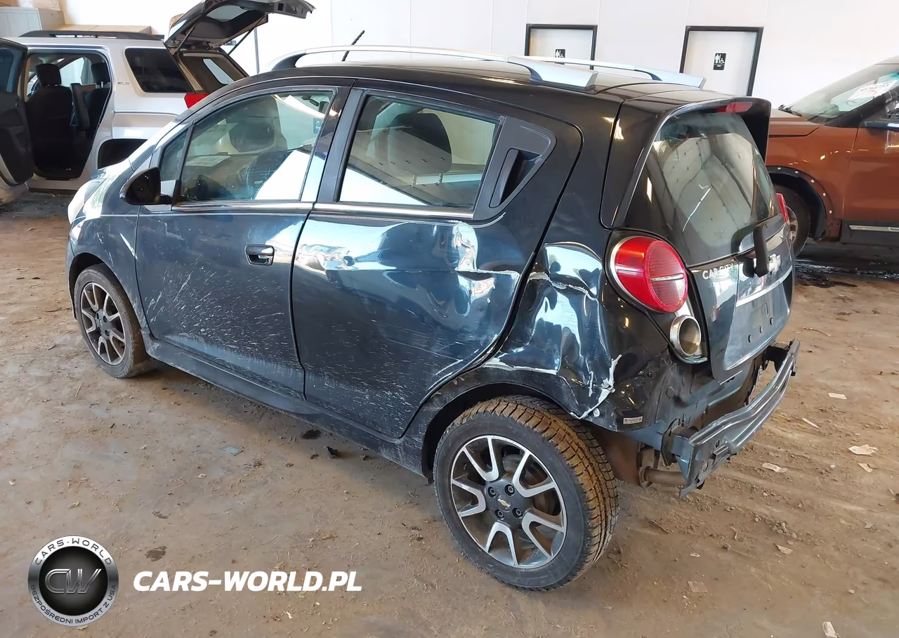 2013 Chevrolet Spark 2Lt Auto VIN:KL8CF6S91DC541131 - 3