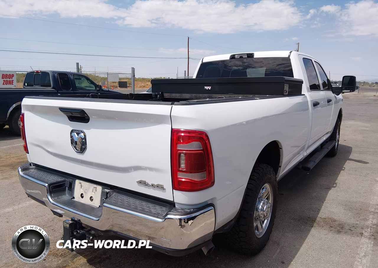 2024 Ram 2500 Tradesman 4X4 8' Box VIN:3C6UR5HJ3RG153442 - 4