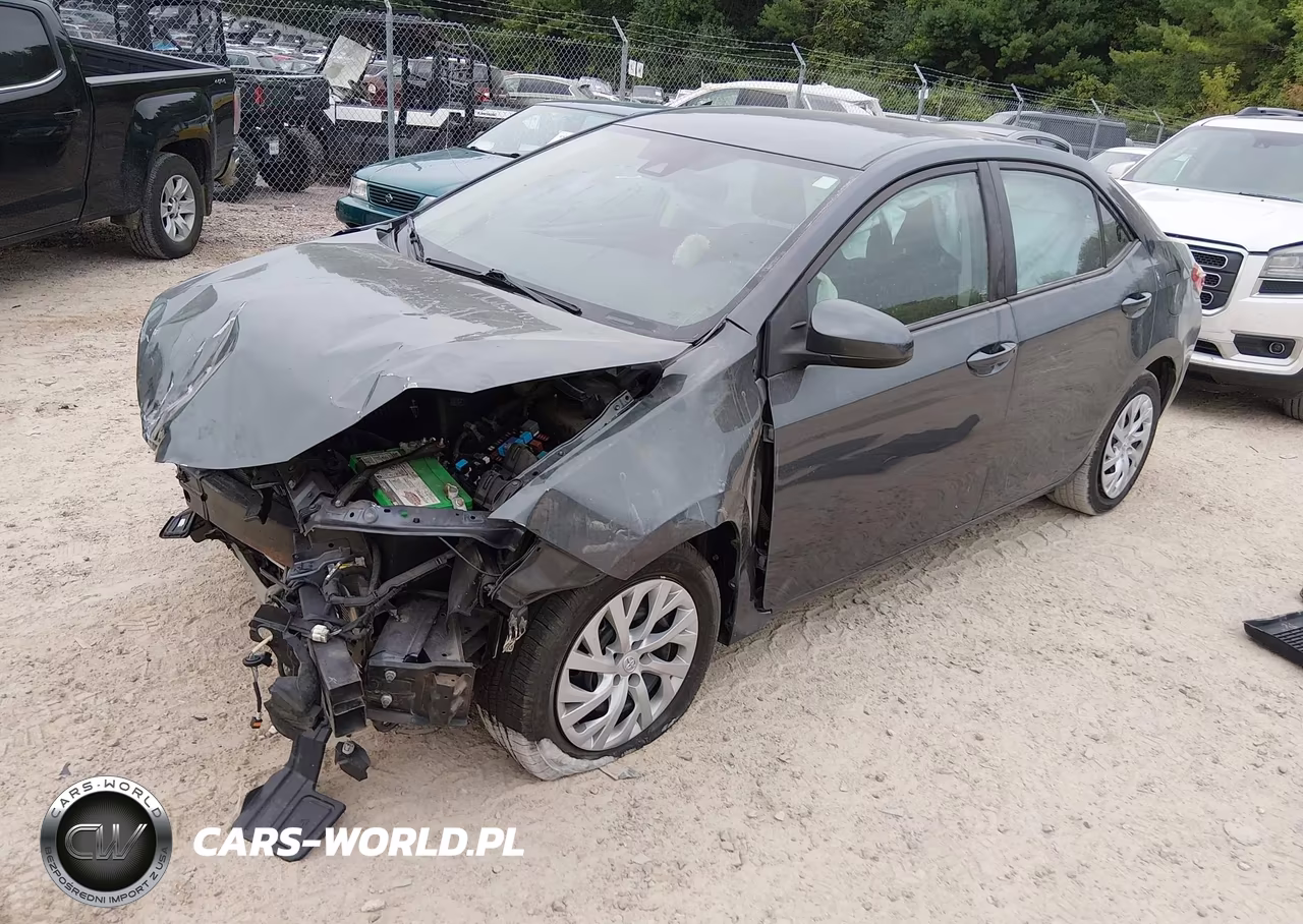2018 Toyota Corolla Le VIN:2T1BURHE5JC993827 - 2