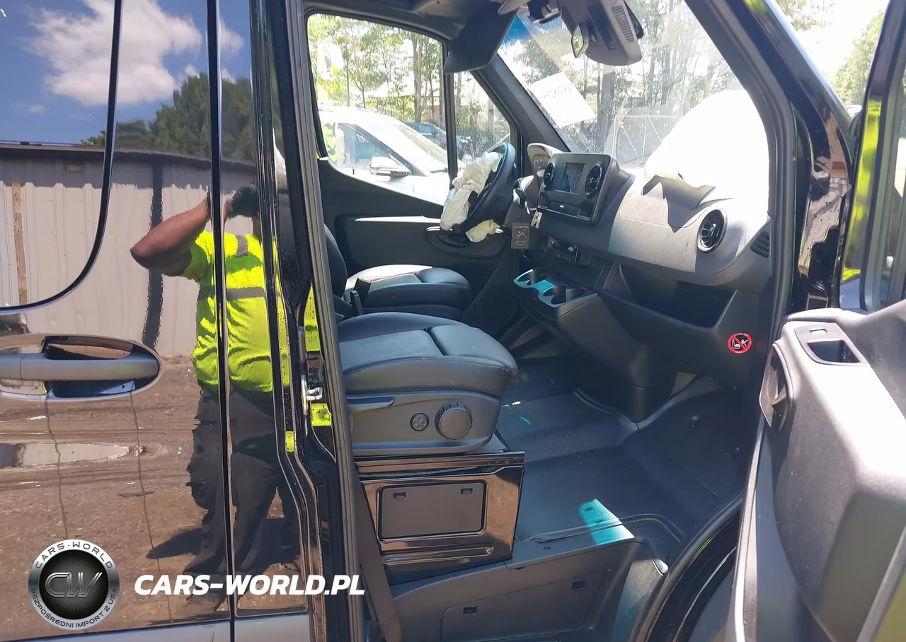 2024 Mercedes-Benz Sprinter 2500 Standard Roof 4-Cyl Diesel Ho VIN:W1Z4NFHY4RP662451 - 5