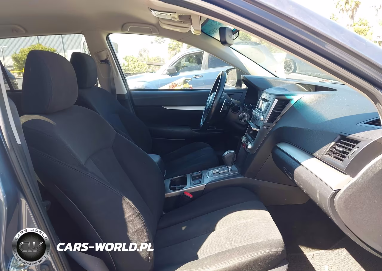 2013 Subaru Outback 2.5I Premium VIN:4S4BRBCCXD3210086 - 5