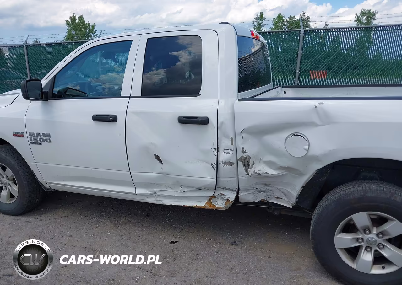 2019 Ram 1500 Classic Express 4X4 6'4 Box VIN:1C6RR7FT3KS501826 - 6