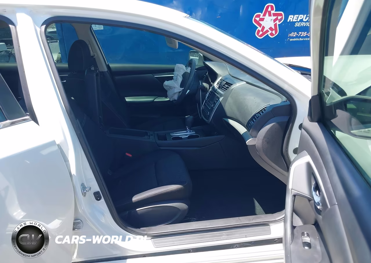 2017 Nissan Altima 2.5 S VIN:1N4AL3AP4HC108808 - 5
