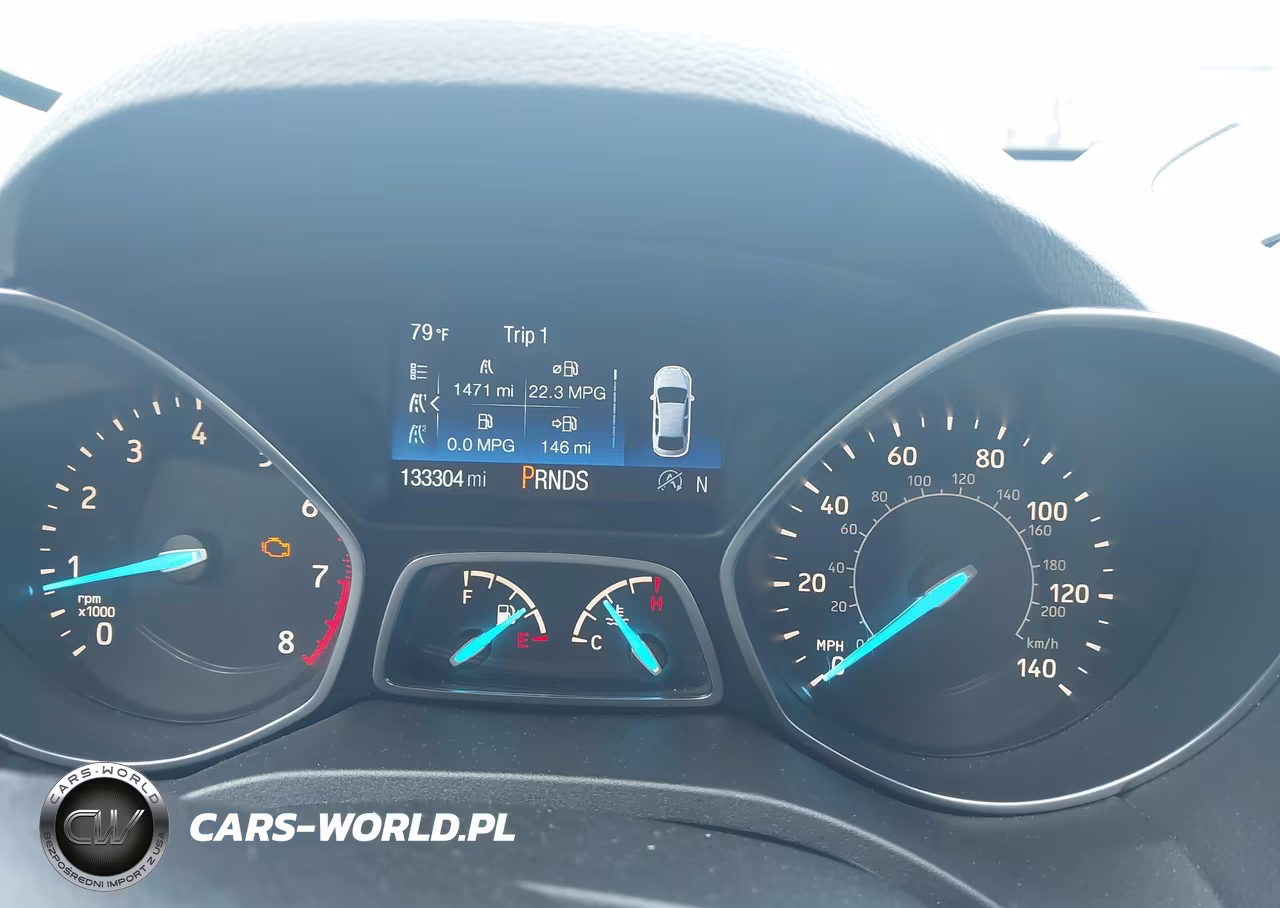 2018 Ford Escape Titanium VIN:1FMCU9J95JUB25746 - 16