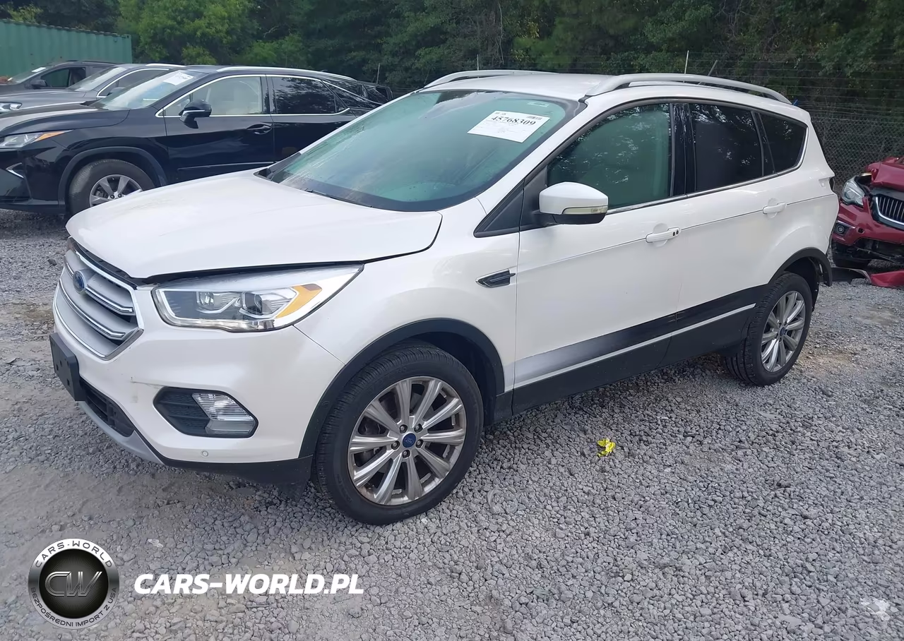 2018 Ford Escape Titanium VIN:1FMCU9J95JUB25746 - 2