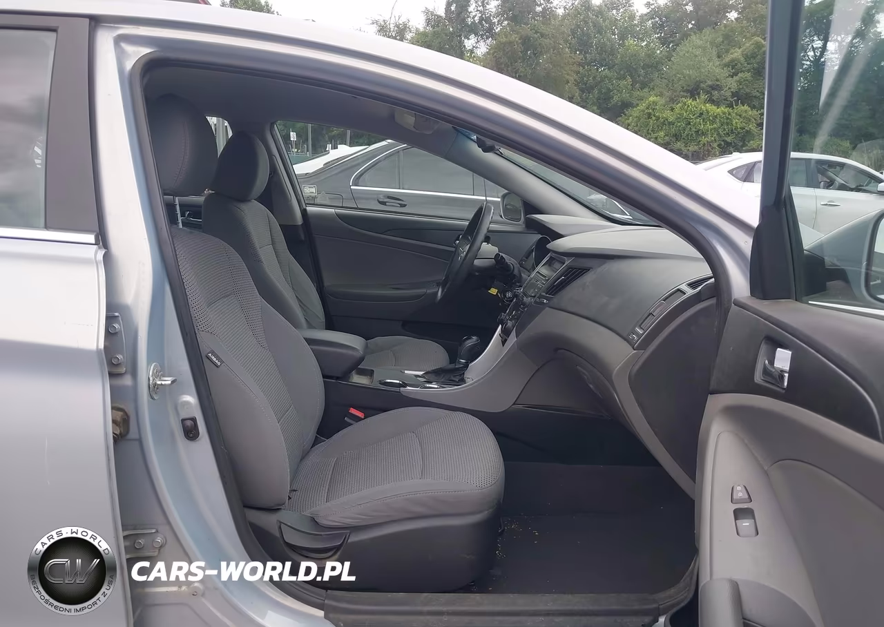 2012 Hyundai Sonata Gls VIN:5NPEB4AC2CH402819 - 5