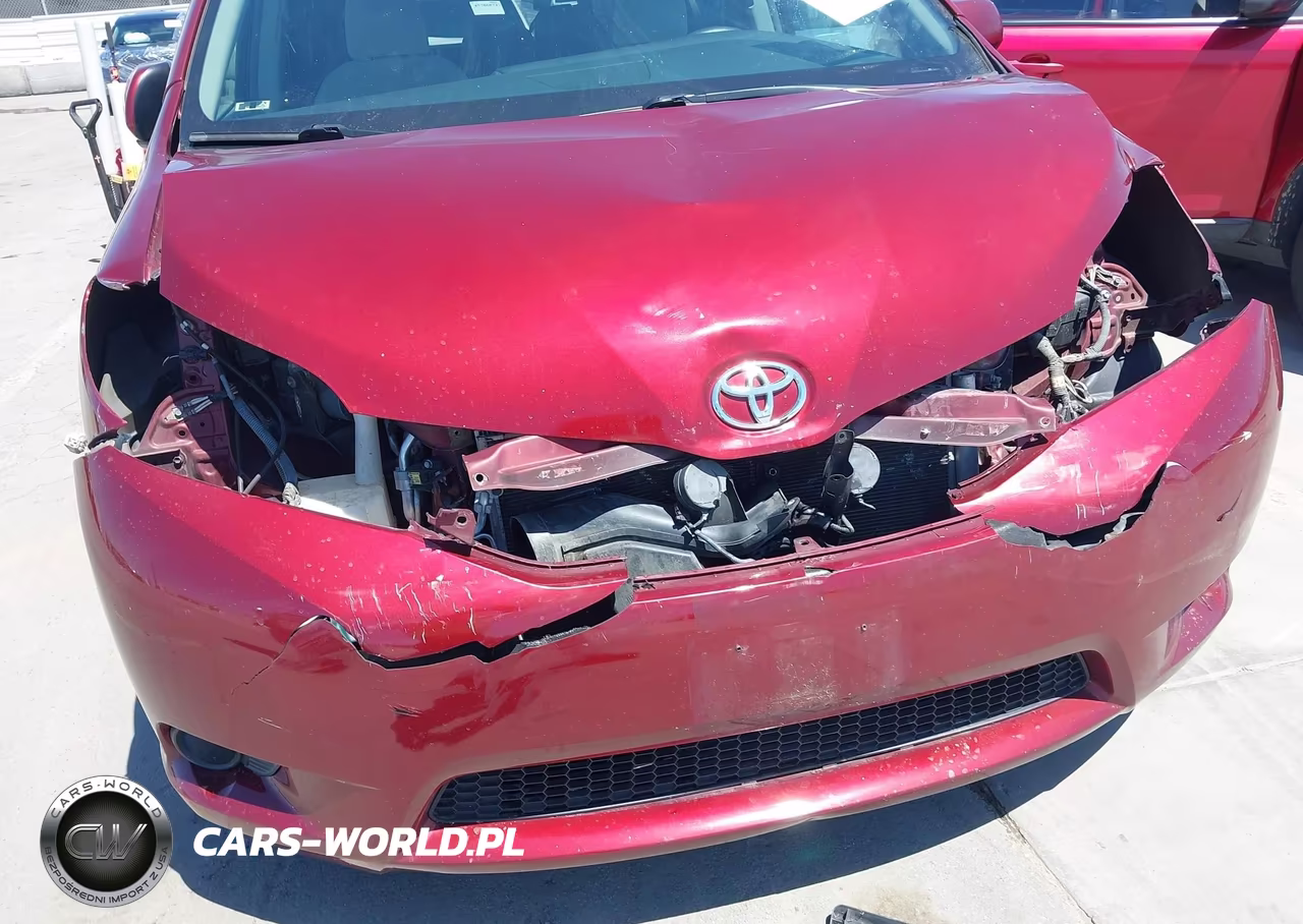 2017 Toyota Sienna Le 8 Passenger VIN:5TDKZ3DC9HS817481 - 19