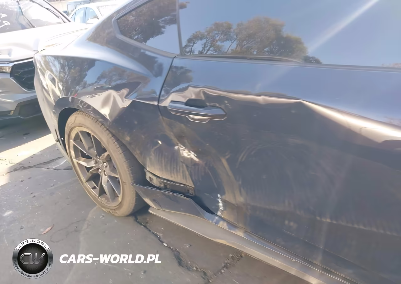 2025 Ford Mustang Dark Horse Fastback VIN:1FA6P8R05S5504644 - 12