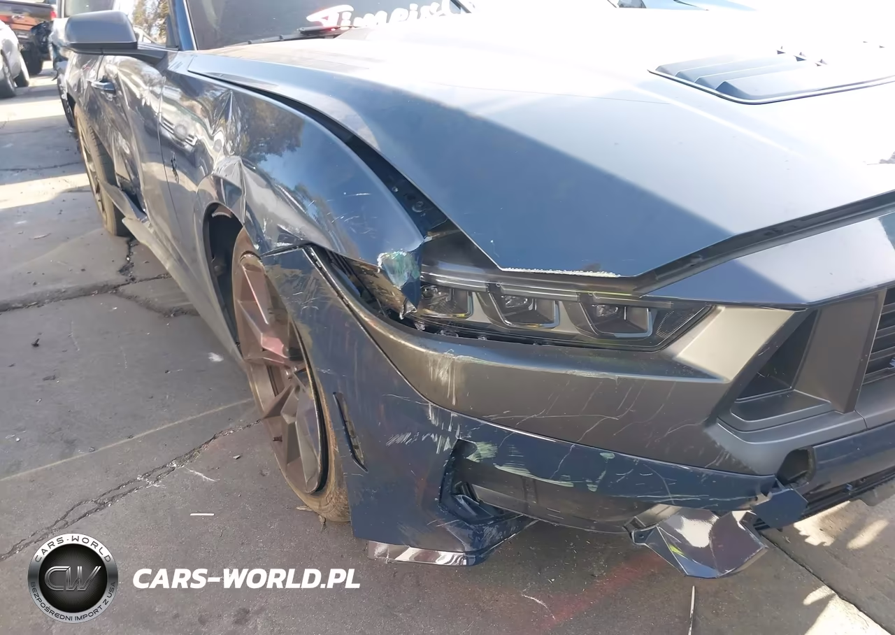 2025 Ford Mustang Dark Horse Fastback VIN:1FA6P8R05S5504644 - 18