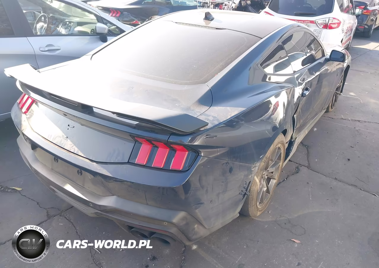 2025 Ford Mustang Dark Horse Fastback VIN:1FA6P8R05S5504644 - 4