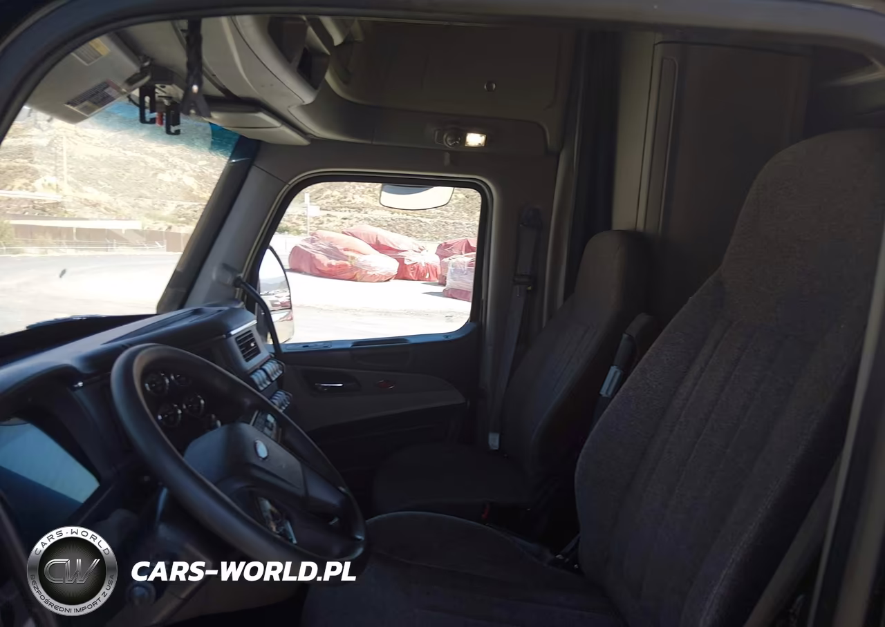 2024 Peterbilt 579 - Truck Cab And Chassis VIN:1XPBD49X4RD656520 - 7