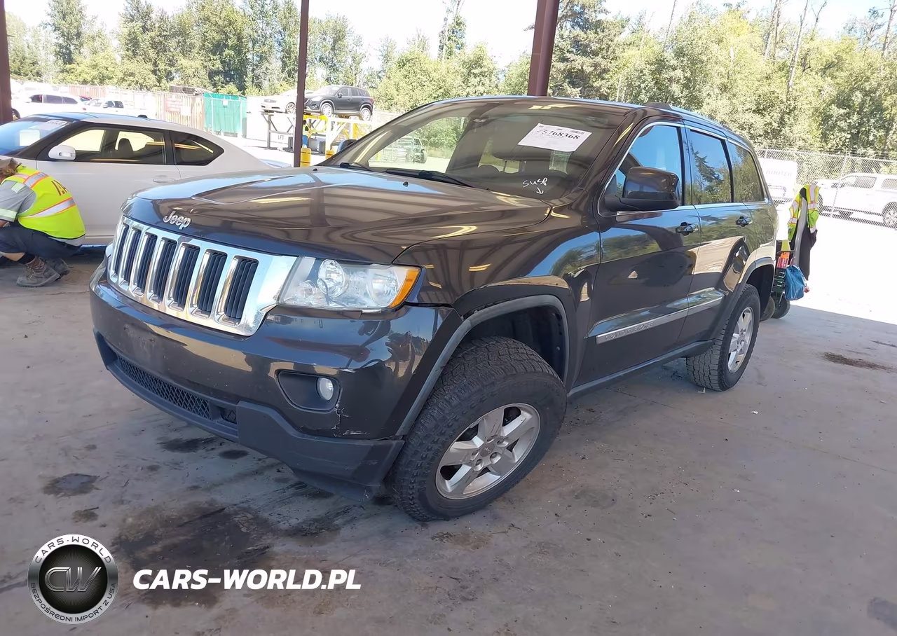 2011 Jeep Grand Cherokee Laredo VIN:1J4RR4GGXBC679486 - 2