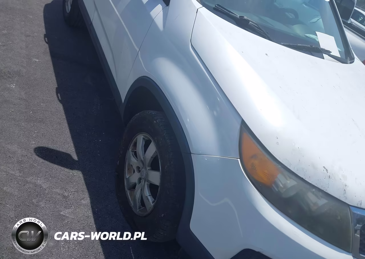 2011 Kia Sorento Lx VIN:5XYKT3A17BG177621 - 6