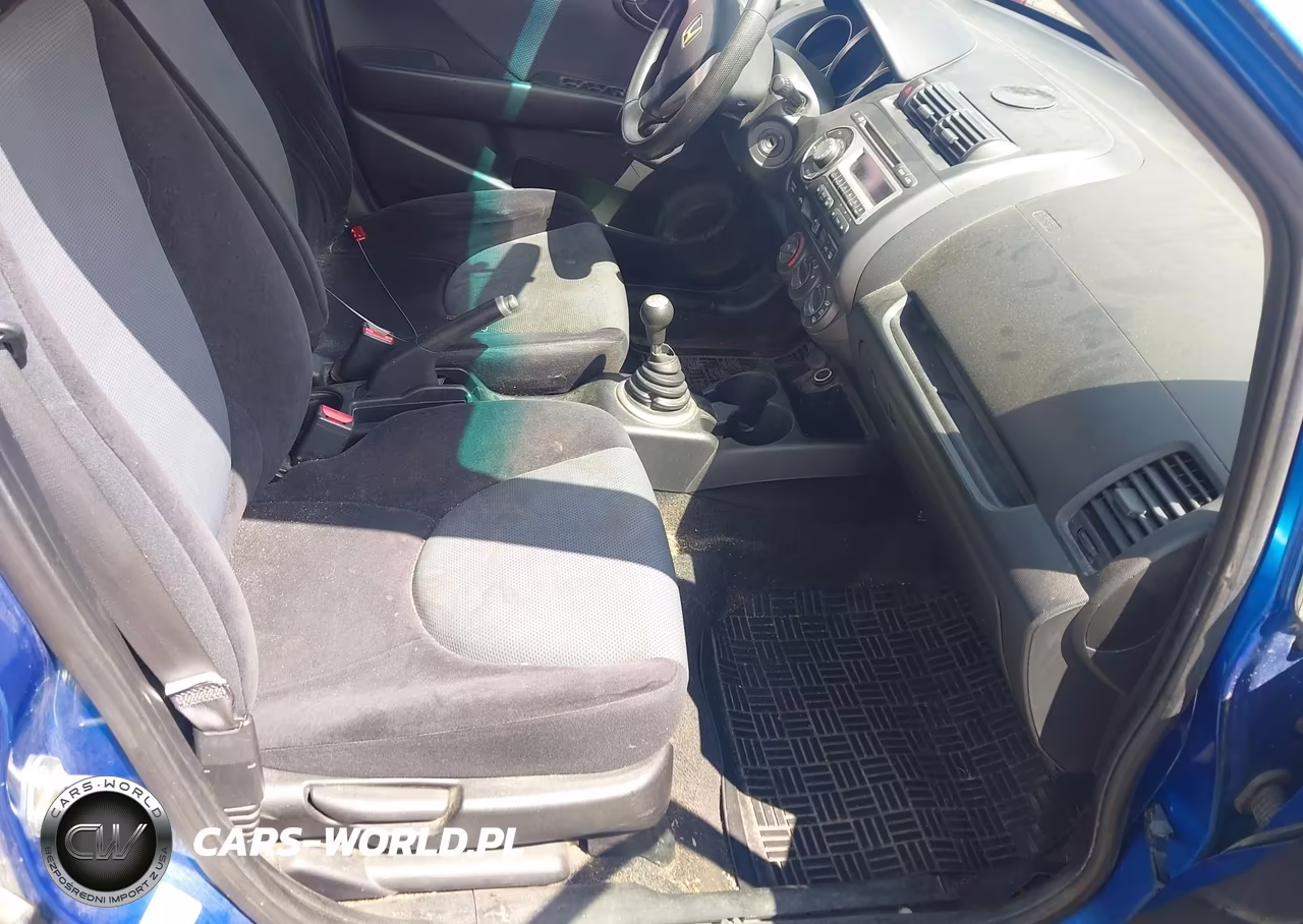 2008 Honda Fit VIN:JHMGD374X8S062436 - 5