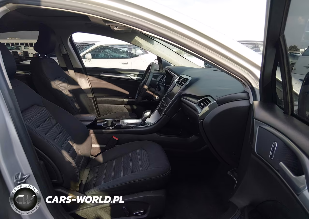 2016 Ford Fusion Se VIN:3FA6P0H73GR384296 - 5