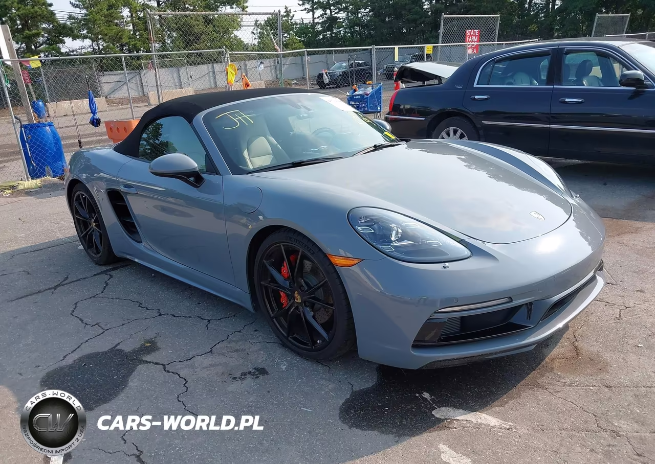 2025 Porsche 718 Boxster S
