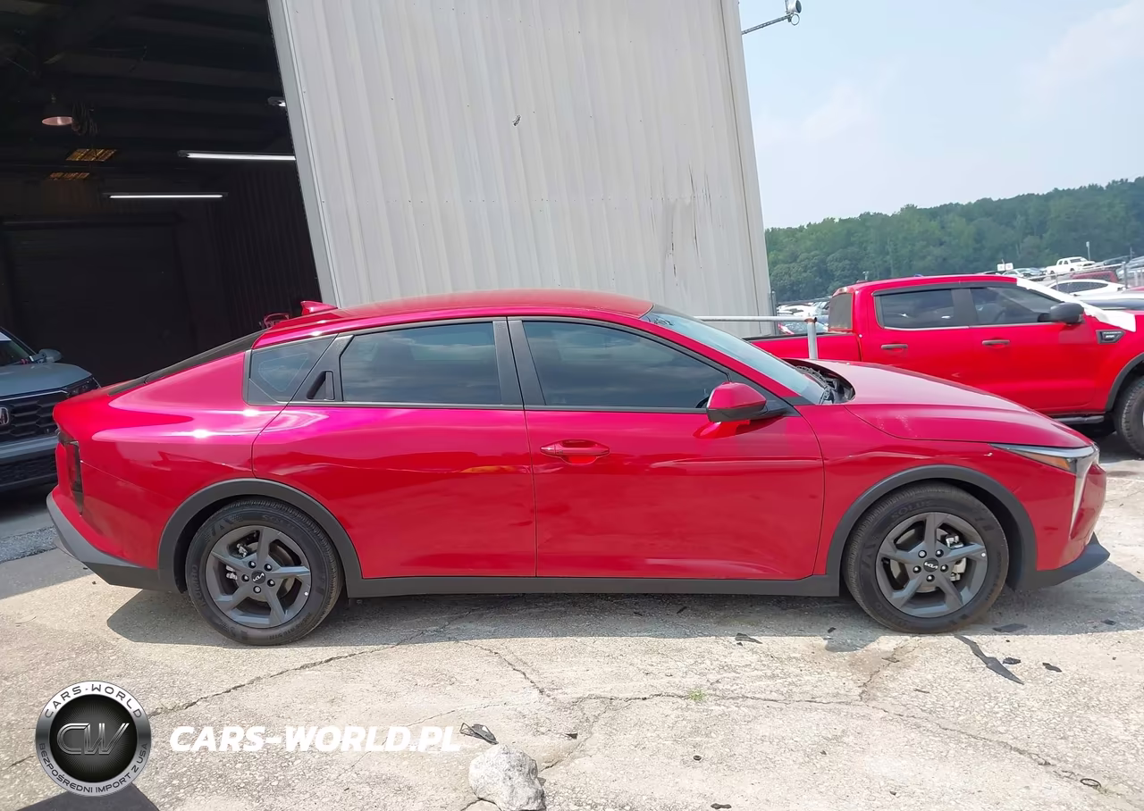 2025 Kia K4 Lxs VIN:3KPFT4DE5SE154583 - 13