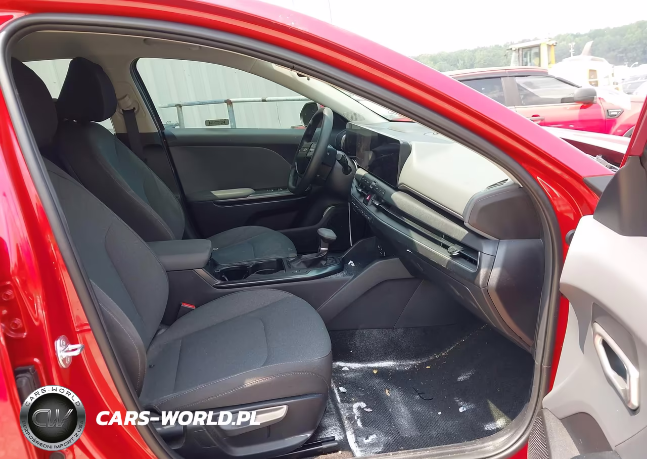 2025 Kia K4 Lxs VIN:3KPFT4DE5SE154583 - 5