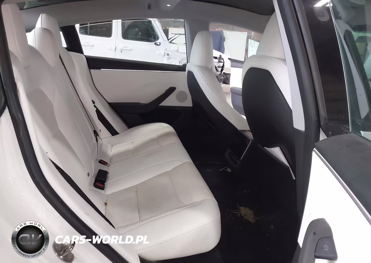 2024 Tesla Model 3 Long Range Dual Motor All-Wheel Drive VIN:5YJ3E1EB5RF802279 - 8