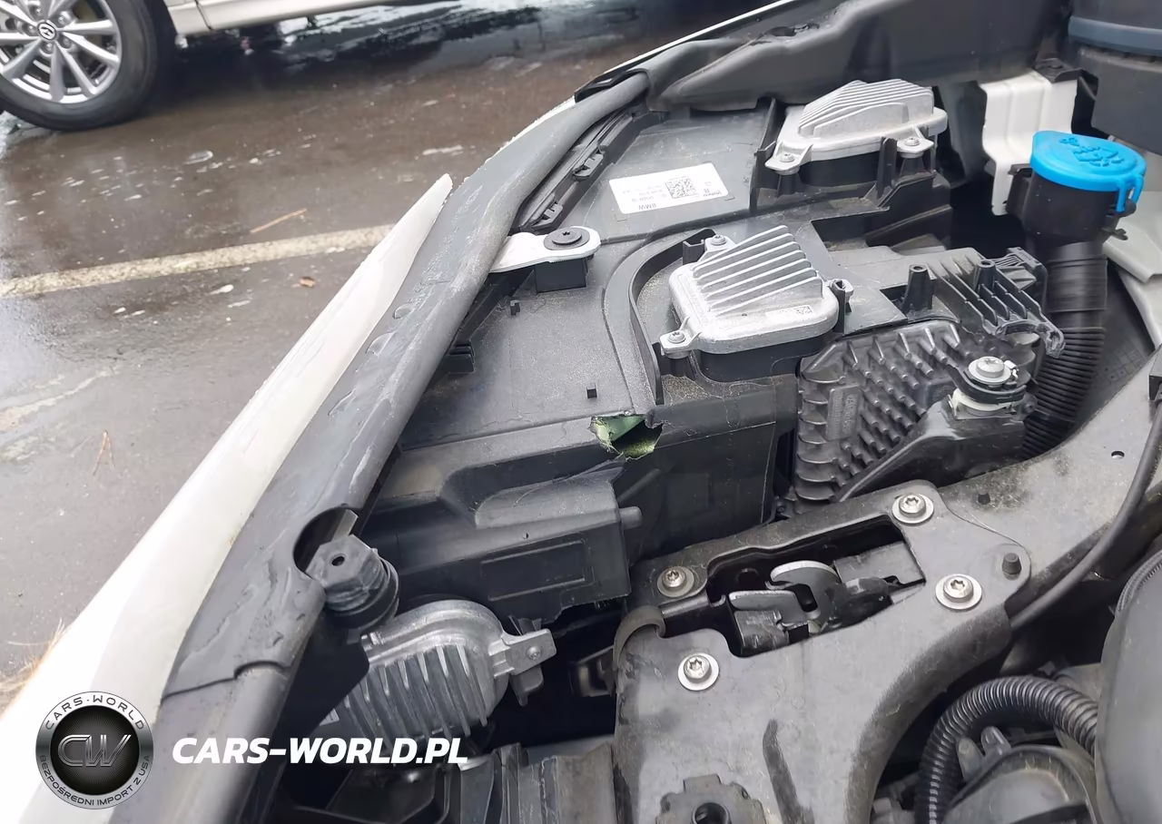 2022 BMW X2 xDrive28I VIN:WBXYJ1C09N5U78559 - 17