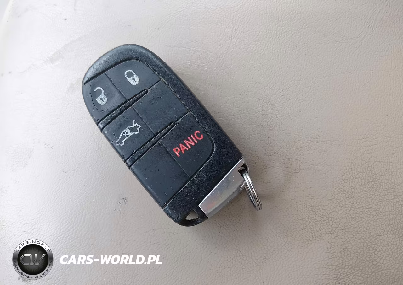 2014 Chrysler 300 VIN:2C3CCAAG8EH354992 - 11