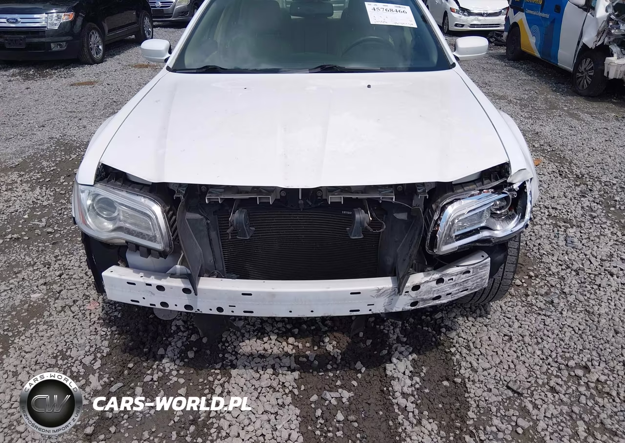 2014 Chrysler 300 VIN:2C3CCAAG8EH354992 - 6