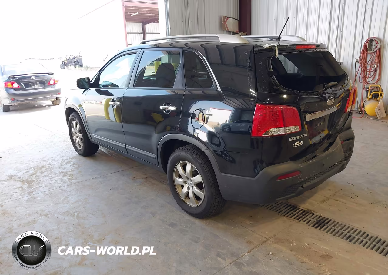 2013 Kia Sorento Lx VIN:5XYKT4A67DG406691 - 3
