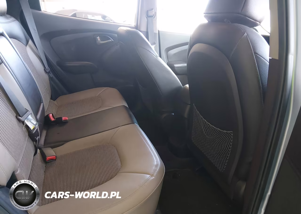 2012 Hyundai Tucson Gls VIN:KM8JU3AC8CU376361 - 8