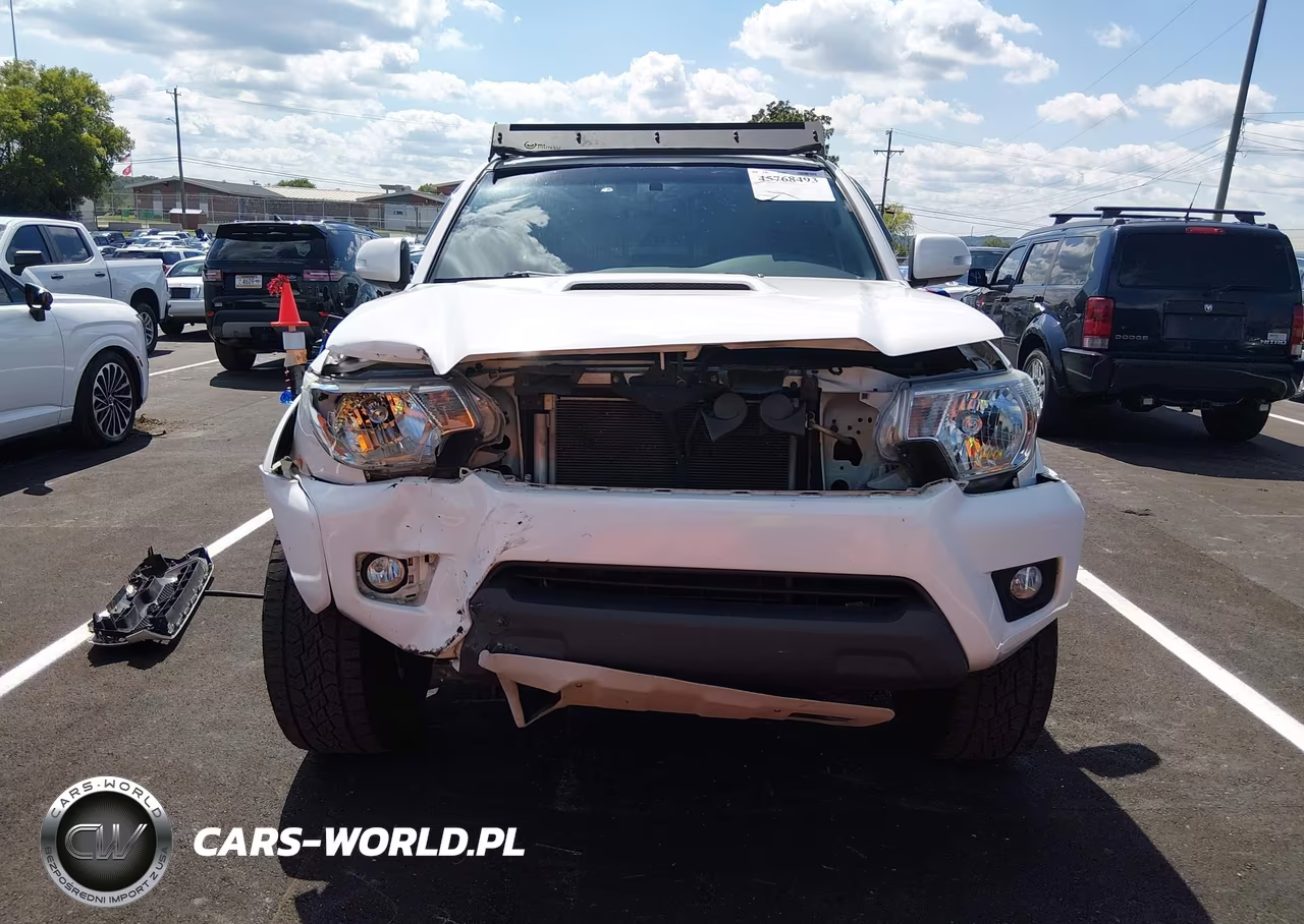2012 Toyota Tacoma VIN:5TFUU4EN2CX037497 - 13