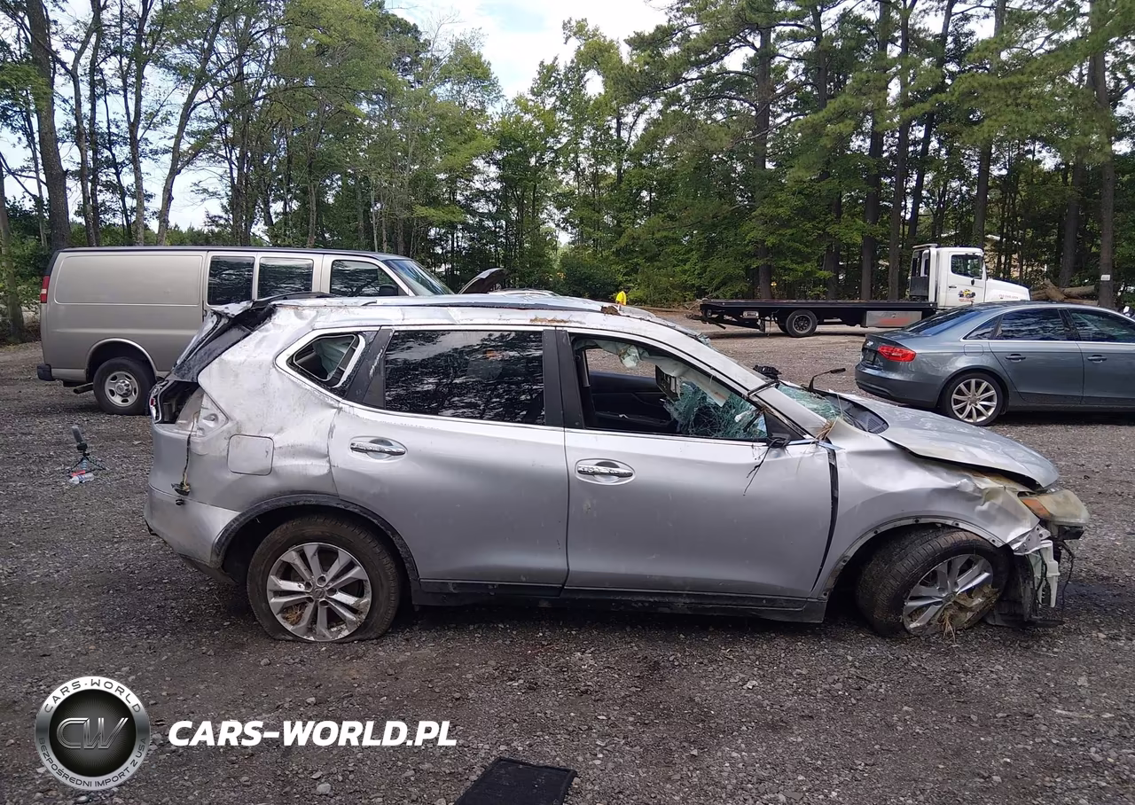 2015 Nissan Rogue Sv VIN:KNMAT2MT8FP535394 - 13