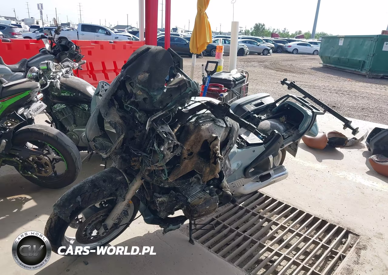 2000 BMW R1100 Rt – zdjęcie 1 z 12