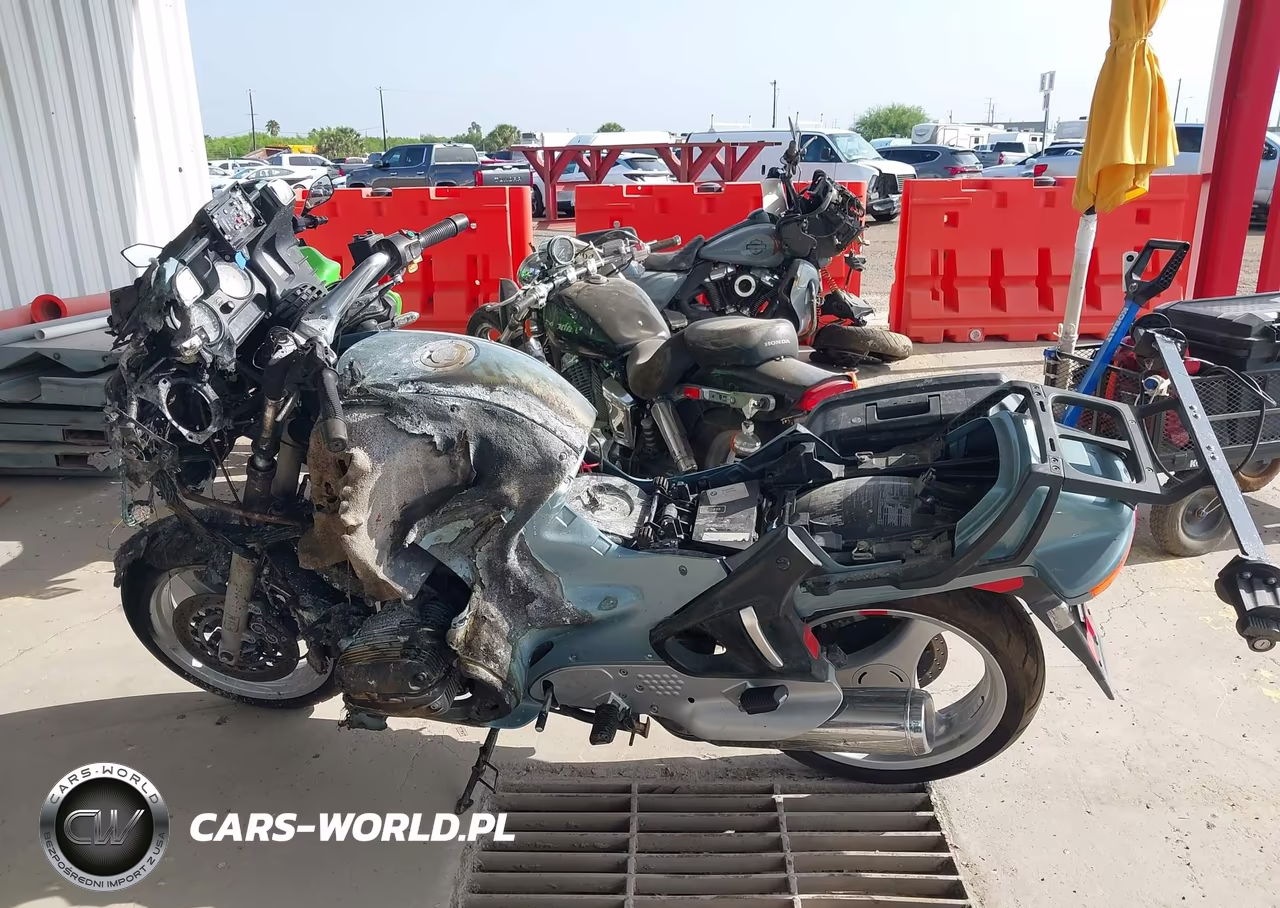 2000 BMW R1100 Rt VIN:WB10418A0YZC68030 - 4
