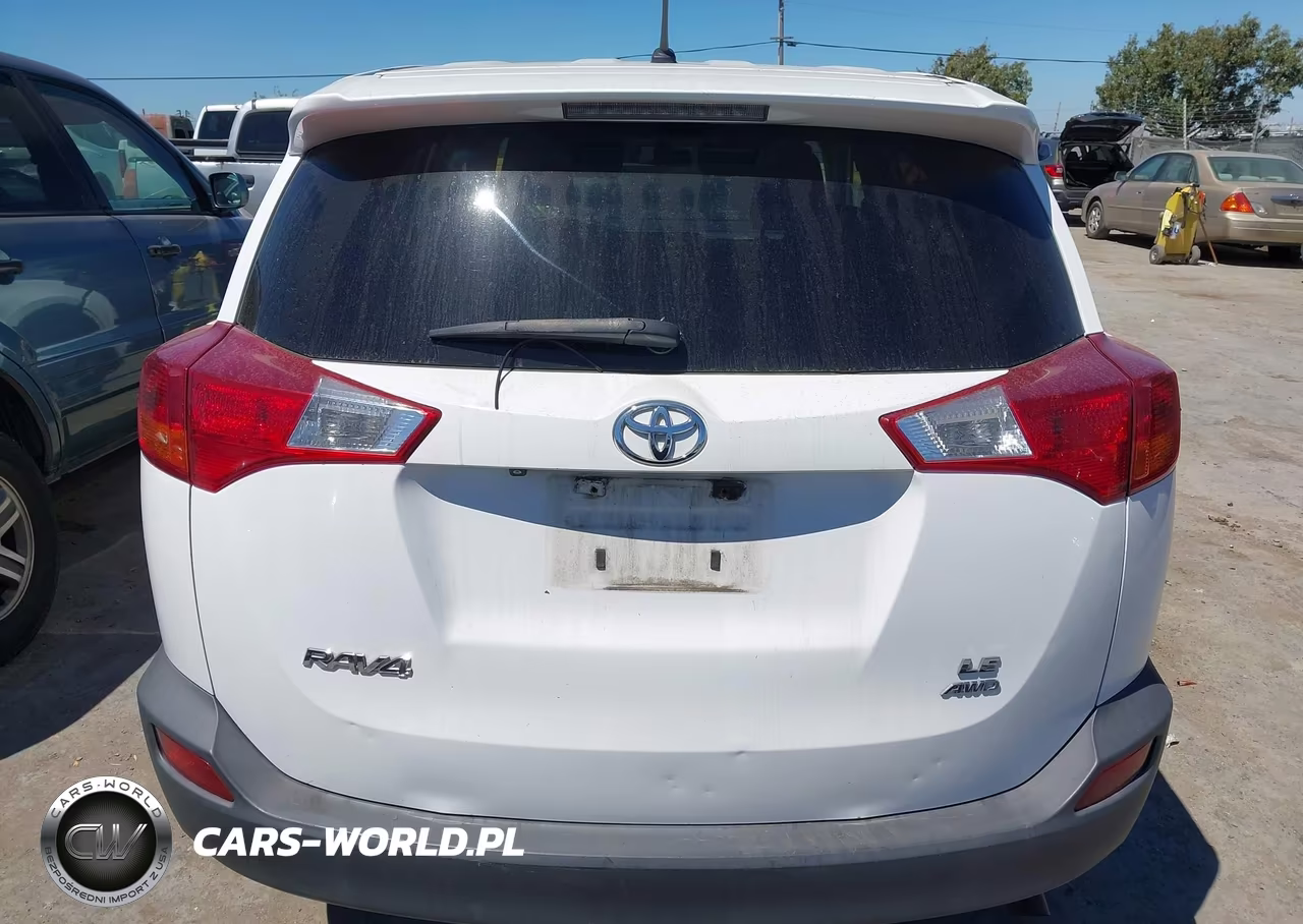 2015 Toyota Rav4 Le VIN:2T3BFREV2FW361783 - 16