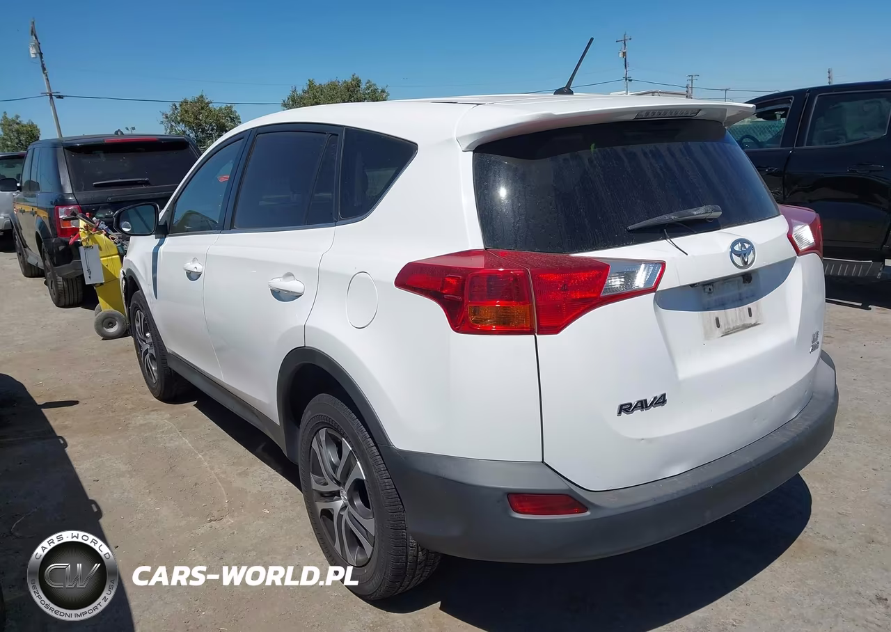 2015 Toyota Rav4 Le VIN:2T3BFREV2FW361783 - 3