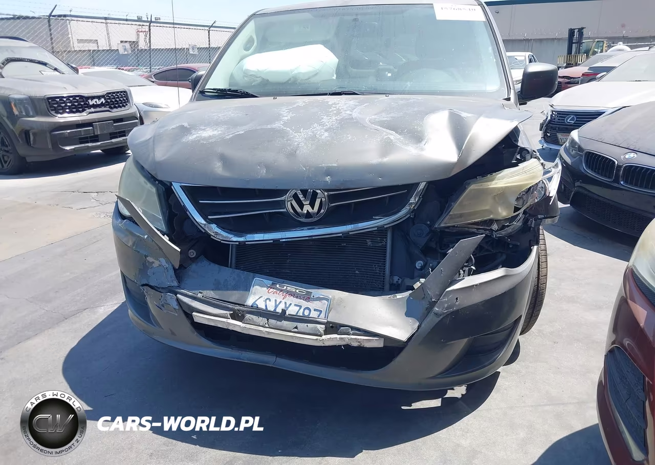 2010 Volkswagen Routan Se VIN:2V4RW3D12AR263095 - 6