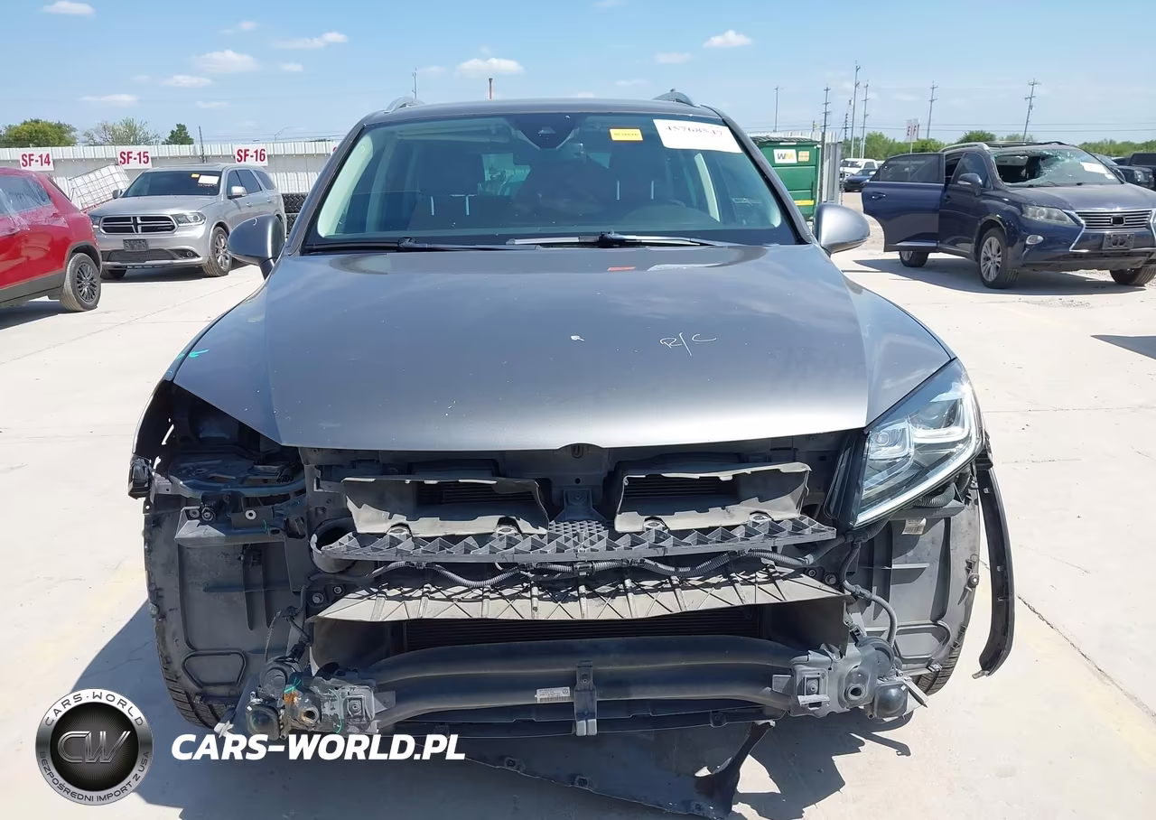 2016 Volkswagen Touareg Sport W-Technology VIN:WVGEF9BP0GD012893 - 13