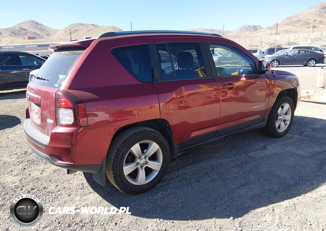 2014 Jeep Compass Latitude VIN:1C4NJDEB2ED885192 - 4