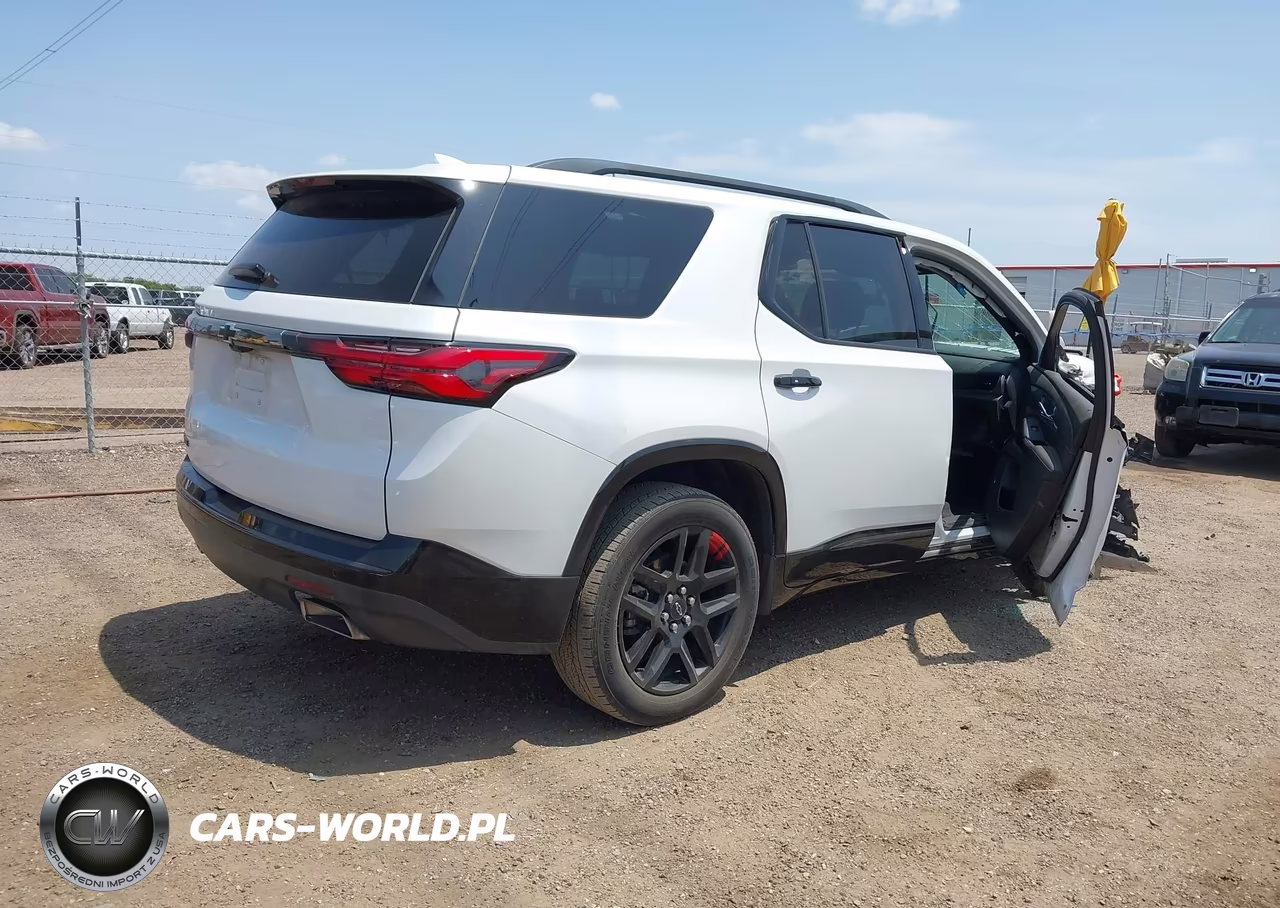 2023 Chevrolet Traverse Fwd Premier VIN:1GNERKKW6PJ314613 - 4