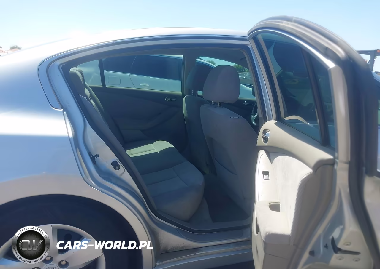 2007 Nissan Altima 2.5 S VIN:1N4AL21E87C108804 - 8