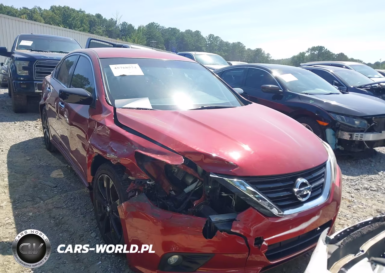 2017 Nissan Altima 2.5 Sr – zdjęcie 1 z 11
