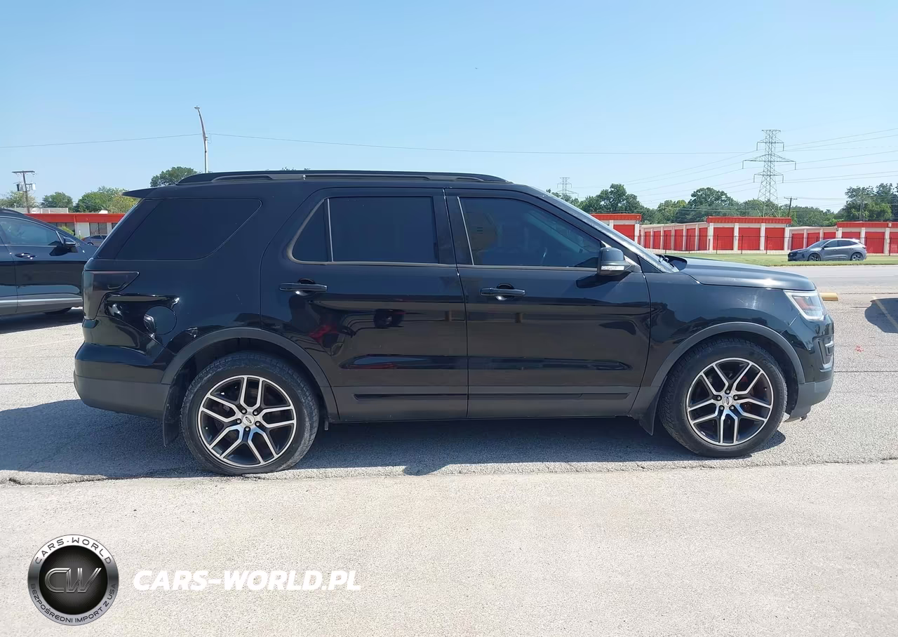 2017 Ford Explorer Sport VIN:1FM5K8GT9HGD73339 - 14
