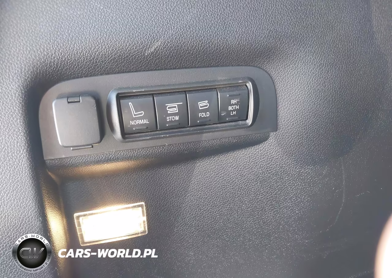 2017 Ford Explorer Sport VIN:1FM5K8GT9HGD73339 - 19