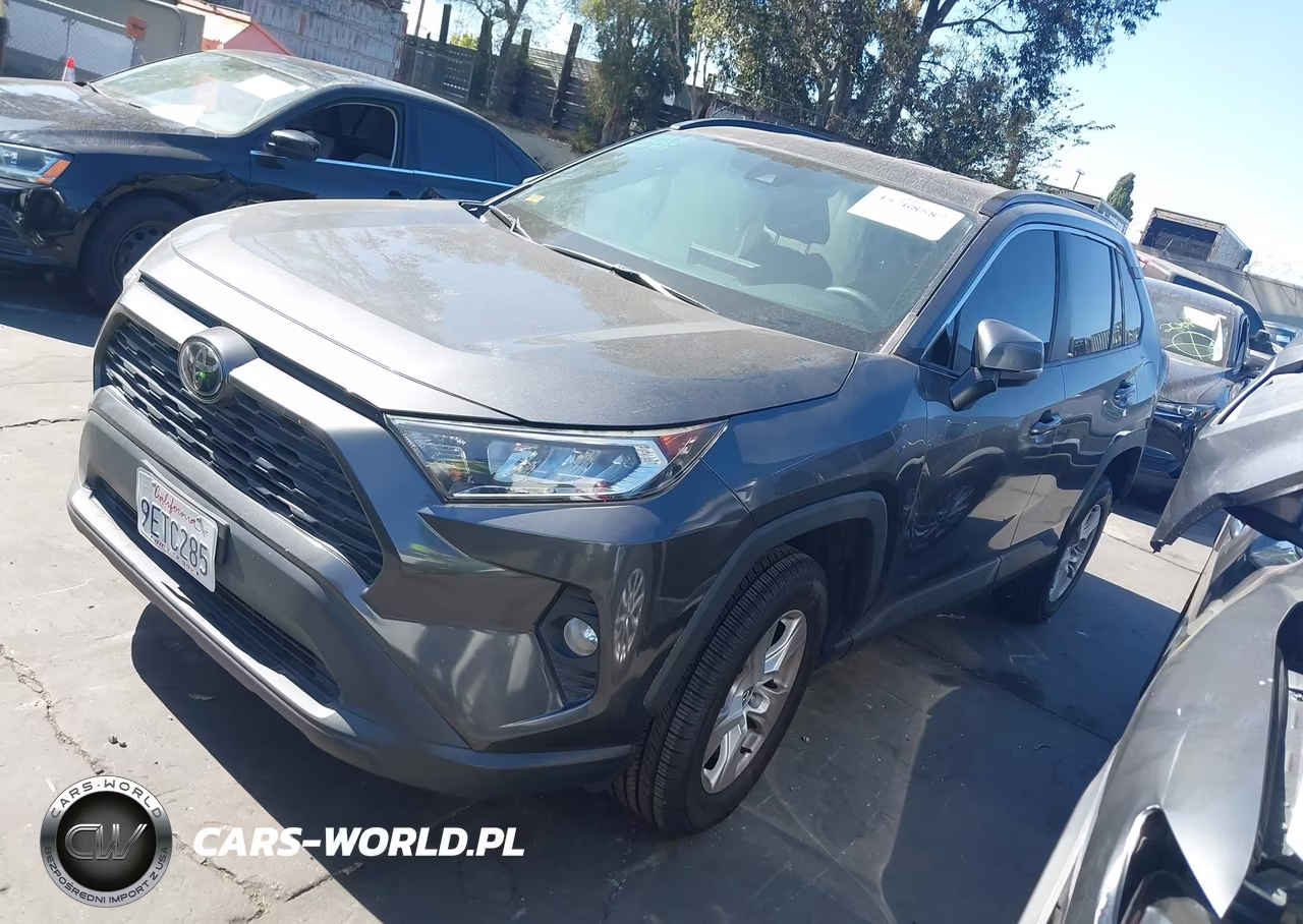 2020 Toyota Rav4 Xle VIN:2T3W1RFV4LC045457 - 2