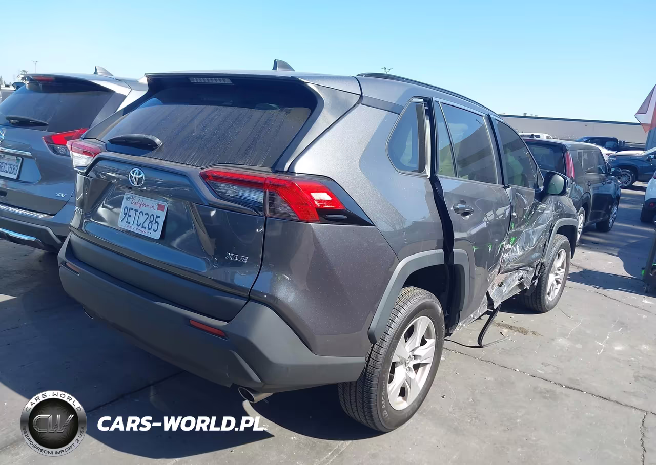 2020 Toyota Rav4 Xle VIN:2T3W1RFV4LC045457 - 4
