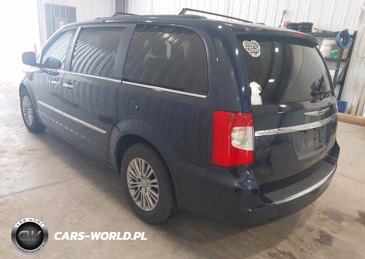 2013 Chrysler Town & Country Touring-L VIN:2C4RC1CG6DR534435 - 3