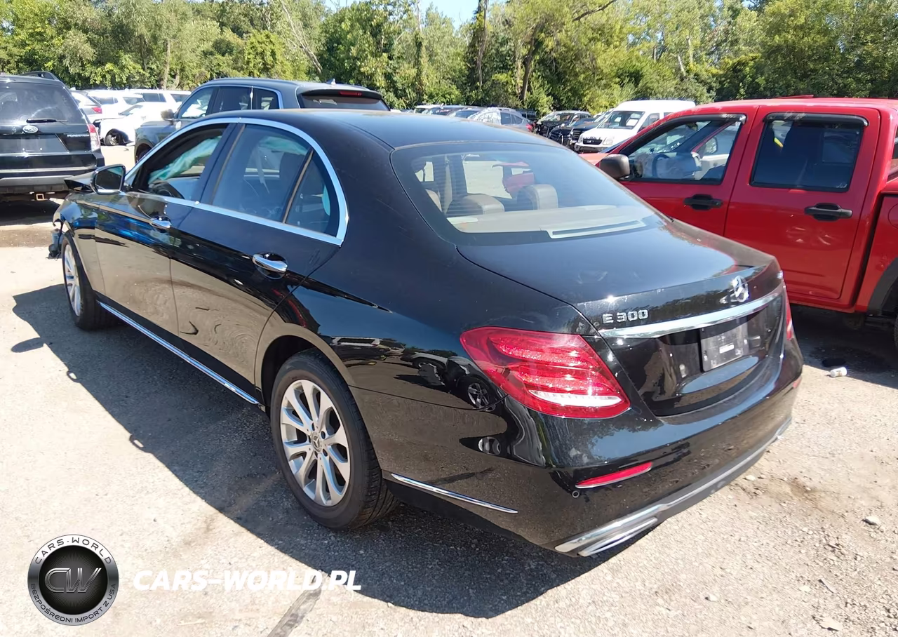 2018 Mercedes-Benz E 300 4Matic VIN:WDDZF4KB1JA347141 - 3