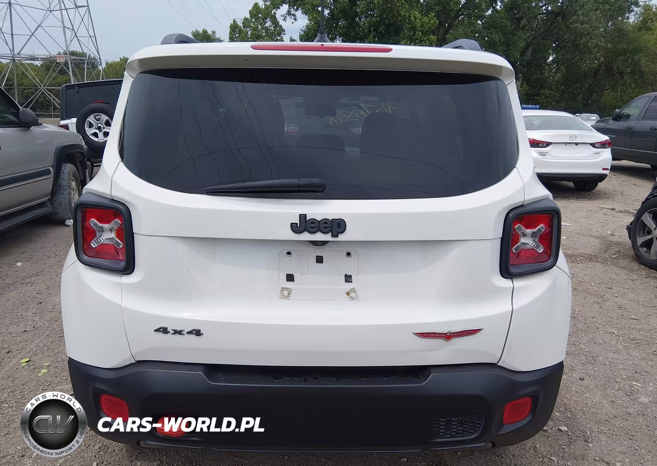 2015 Jeep Renegade Trailhawk VIN:ZACCJBCT0FPB52597 - 16