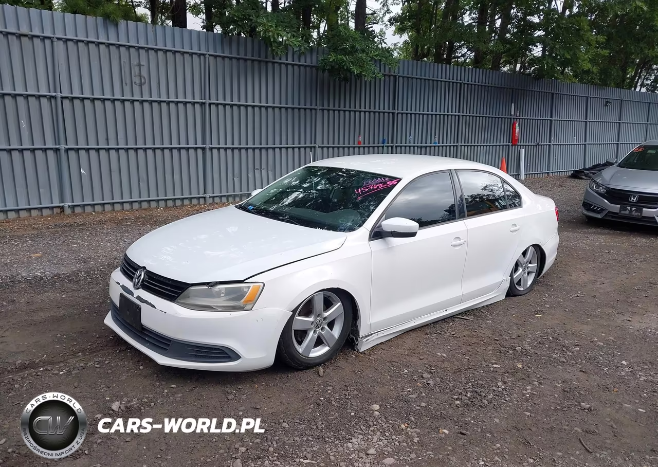 2013 Volkswagen Jetta 2.0L S VIN:3VW2K7AJ0DM372893 - 2