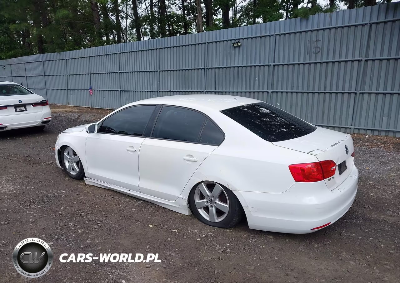 2013 Volkswagen Jetta 2.0L S VIN:3VW2K7AJ0DM372893 - 3
